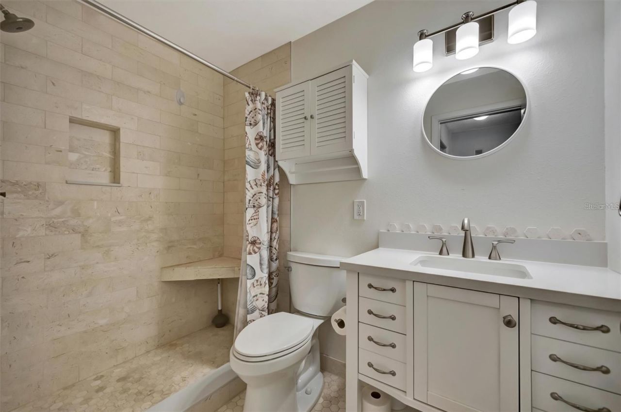 650 Pinellas Point Drive S, Unit #205, Saint Petersburg, FL 33705 Photo