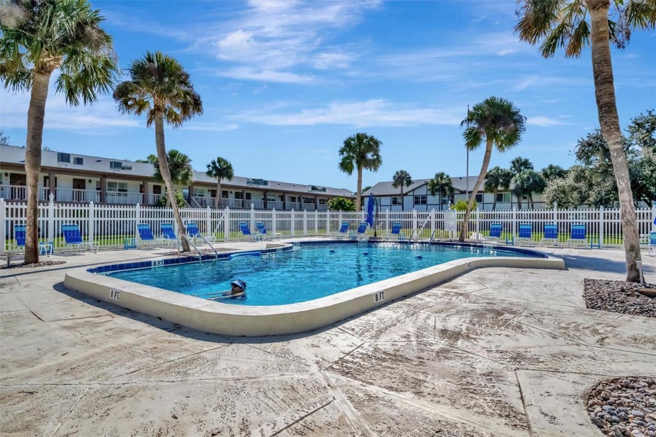 650 Pinellas Point Drive S, Unit #205, Saint Petersburg, FL 33705 Photo