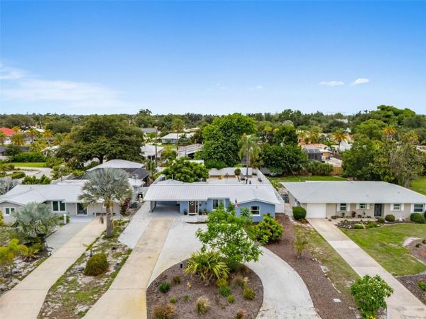 242 PIAZZA DI LUNA , VENICE, FL 34285