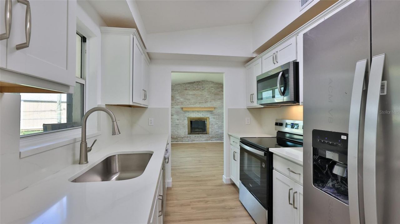 2212 Woodland Drive, Edgewater, FL 32141 Photo