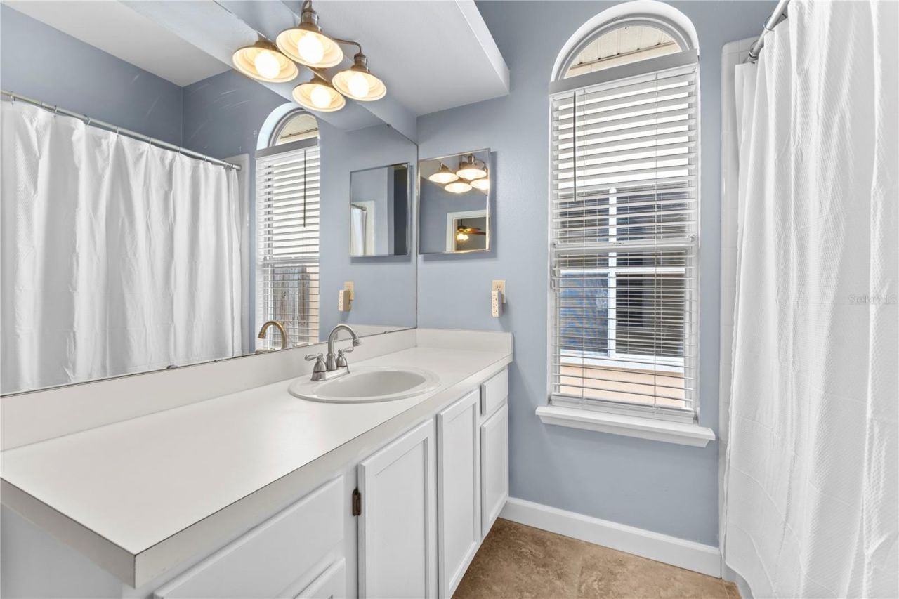 2811 Ripton Court , Orlando, FL 32835 Photo