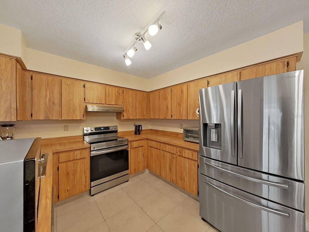 1367 Corner Oaks Drive , Brandon, FL 33510 Photo
