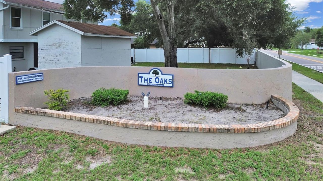 1367 Corner Oaks Drive , Brandon, FL 33510 Photo
