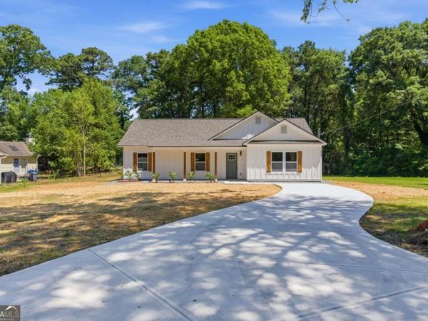 523 Weaver Drive, Marietta, GA 30066