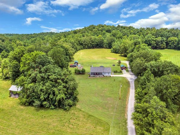 2757 New Dry Hollow Road , Cumberland Furnace, TN 37051