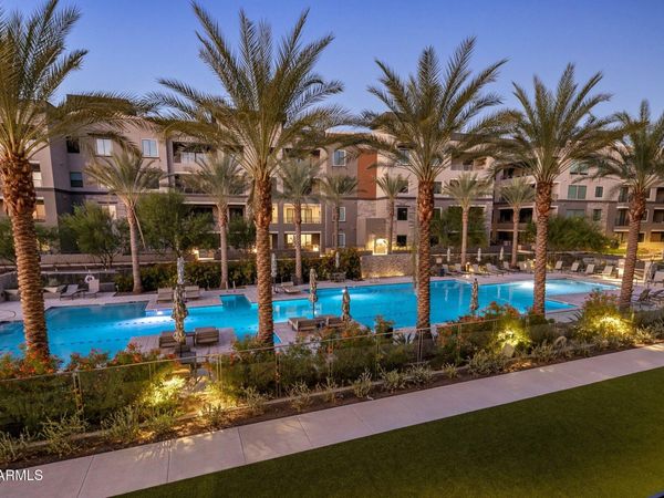 5250 E DEER VALLEY Drive, Unit 353, Phoenix, AZ 85054