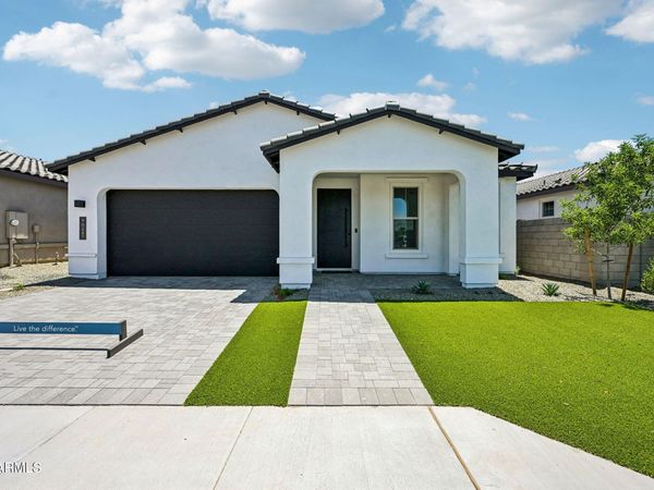 7955 W LOMA Lane, Peoria, AZ 85345