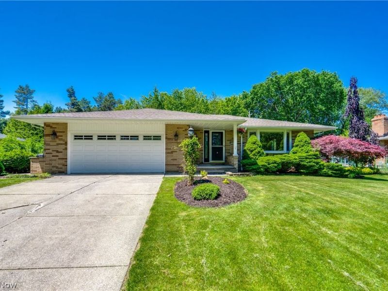 9942 Vista Drive , North Royalton, OH 44133 Photo 1