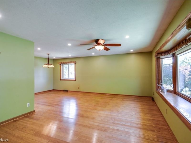 9942 Vista Drive , North Royalton, OH 44133 Photo 10