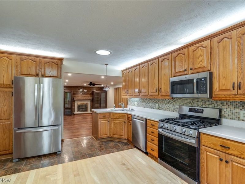9942 Vista Drive , North Royalton, OH 44133 Photo 16