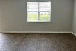 190 Lagoona Drive photo 4
