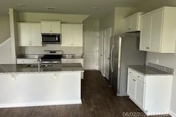 190 Lagoona Drive photo 4