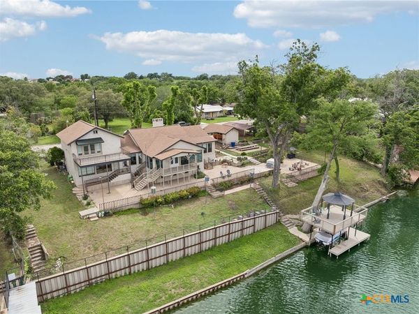 939 Reiley Road, Seguin, TX 78155