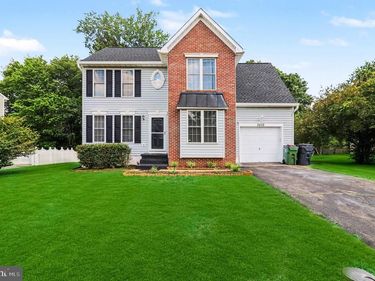 2402 RUFFIN DRIVE, FREDERICKSBURG, VA 22408