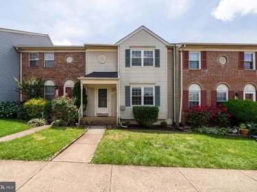 8593 BURLINGTON COURT , MANASSAS, VA 20110