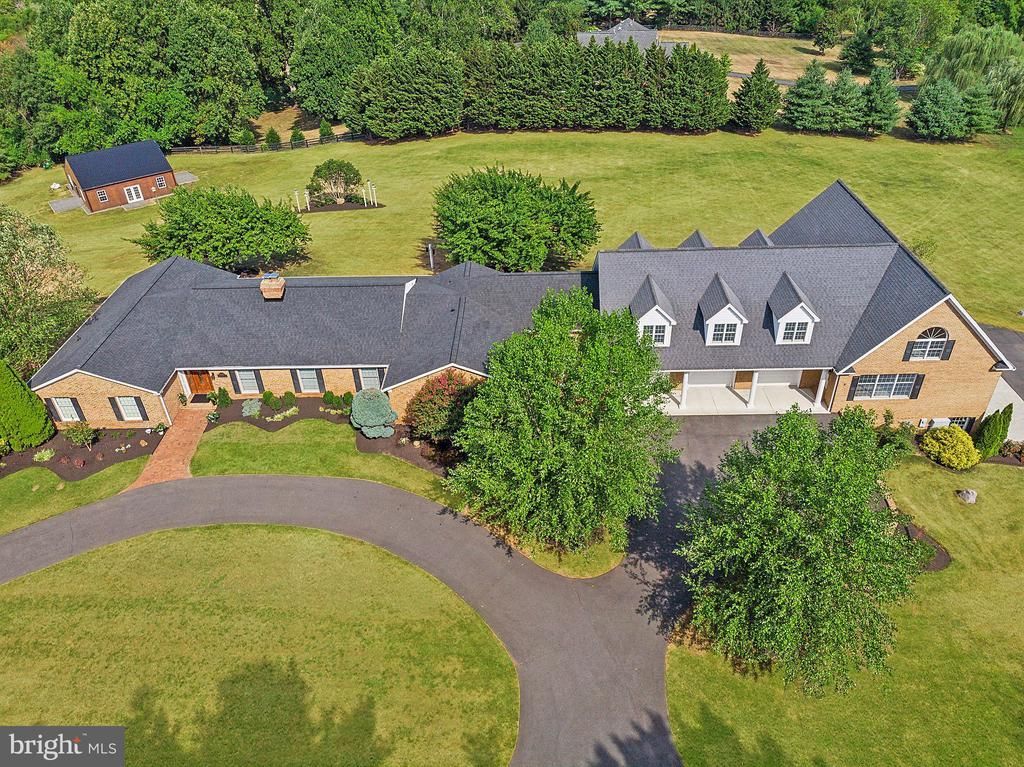 39937 CHARLES TOWN PIKE , HAMILTON, VA 20158