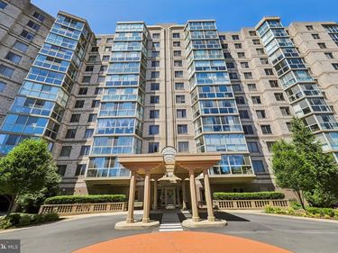 19385 CYPRESS RIDGE, Unit 515, LEESBURG, VA 20176