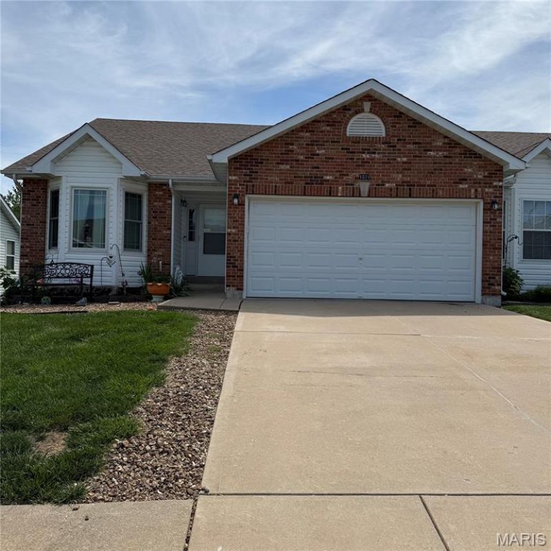 1024 Pin Oak Drive , Warrenton, MO 63383 Main Photo