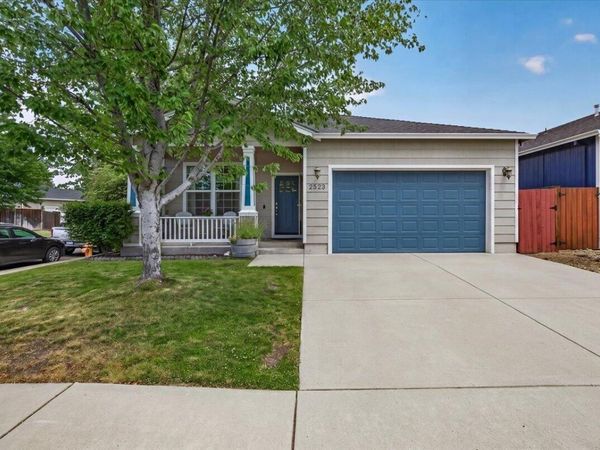 2523 Agate Meadows Drive, White City, OR 97503