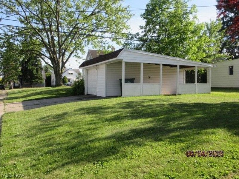 15626 Edgewood Avenue, Maple Heights, OH 44137 Photo 3
