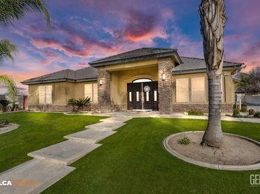 4140 Meadow Lake Drive, Bakersfield, CA 93314