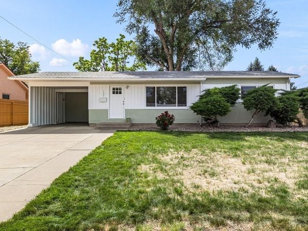 1707 Englewood Dr, Pueblo, CO 81005