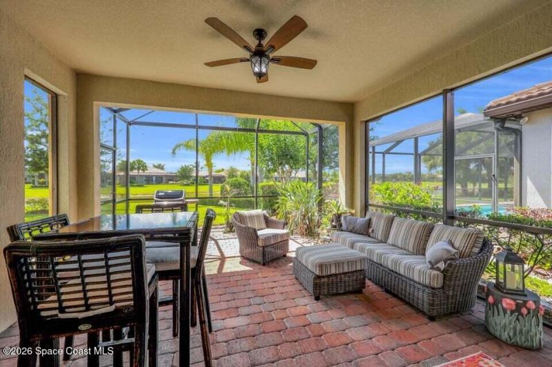 5040 Pendelton Square , Vero Beach, FL 32967 Photo