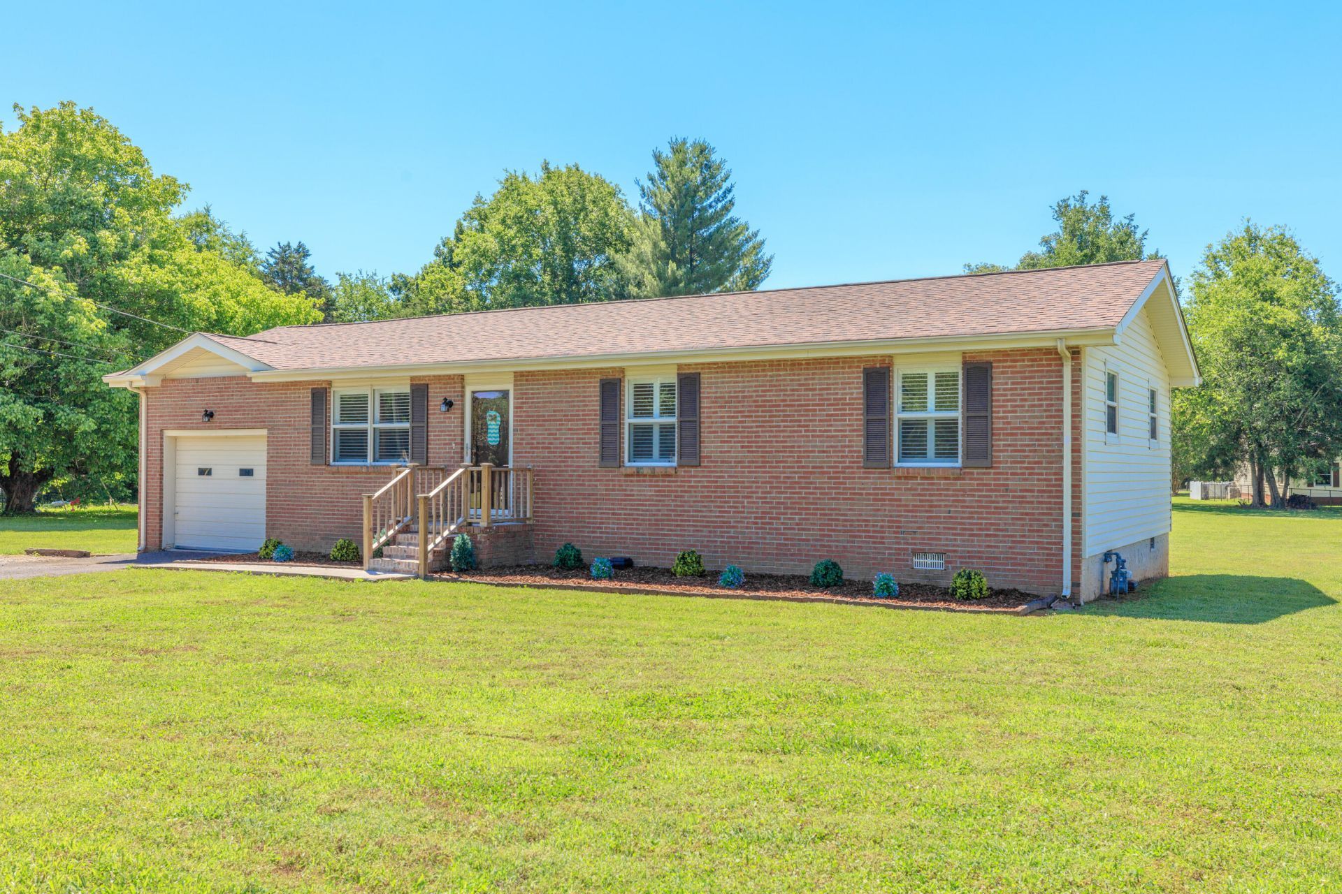 131 Orchard Grass Lane, Chickamauga, GA 30707 Main Photo