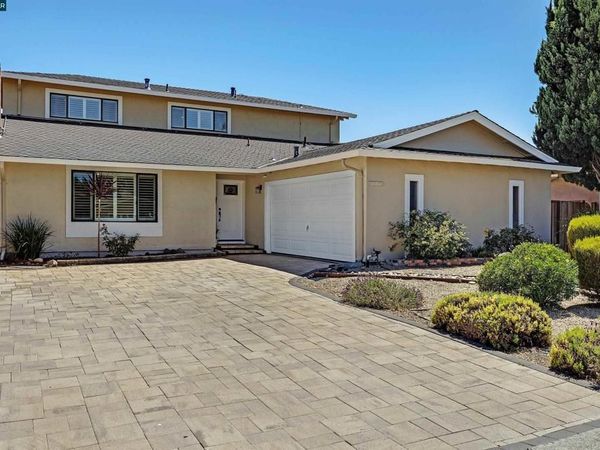 864 Kizer St , Milpitas, CA 95035