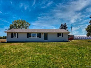 3710 Brown City Road, Goodland Twp, MI 48416