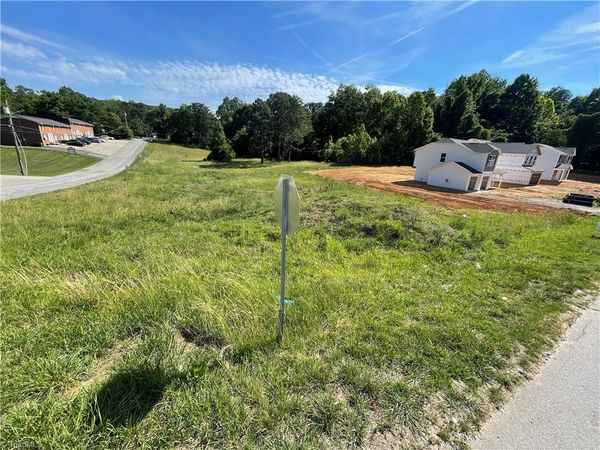 108 LONGVIEW Street , Unit LON, Lexington, NC 27292