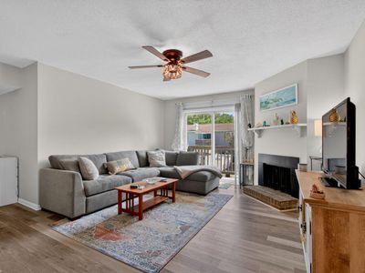 1402 Camp Road, Unit Apt 9g, Charleston, SC 29412