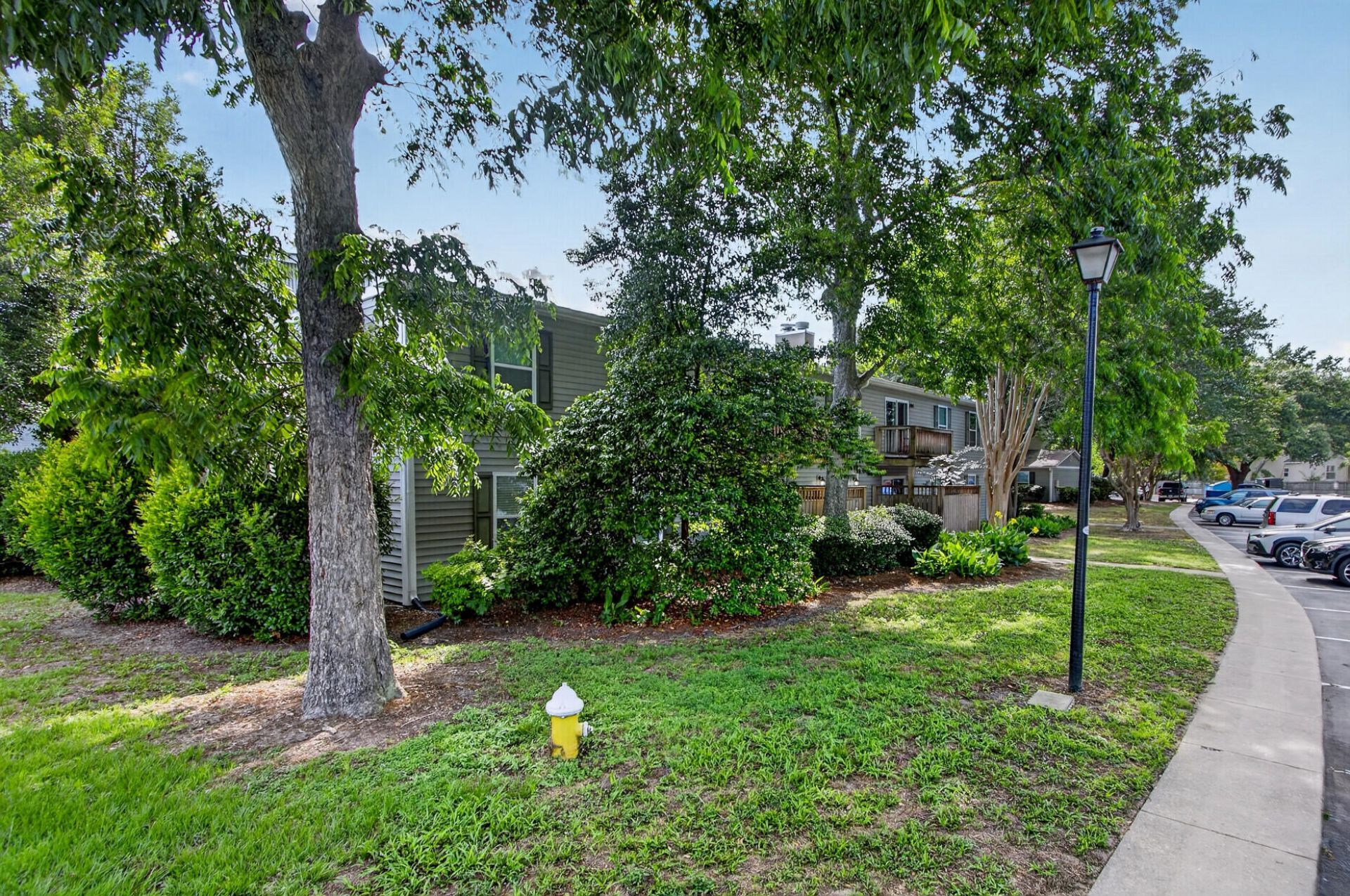 1402 Camp Road Photo 21