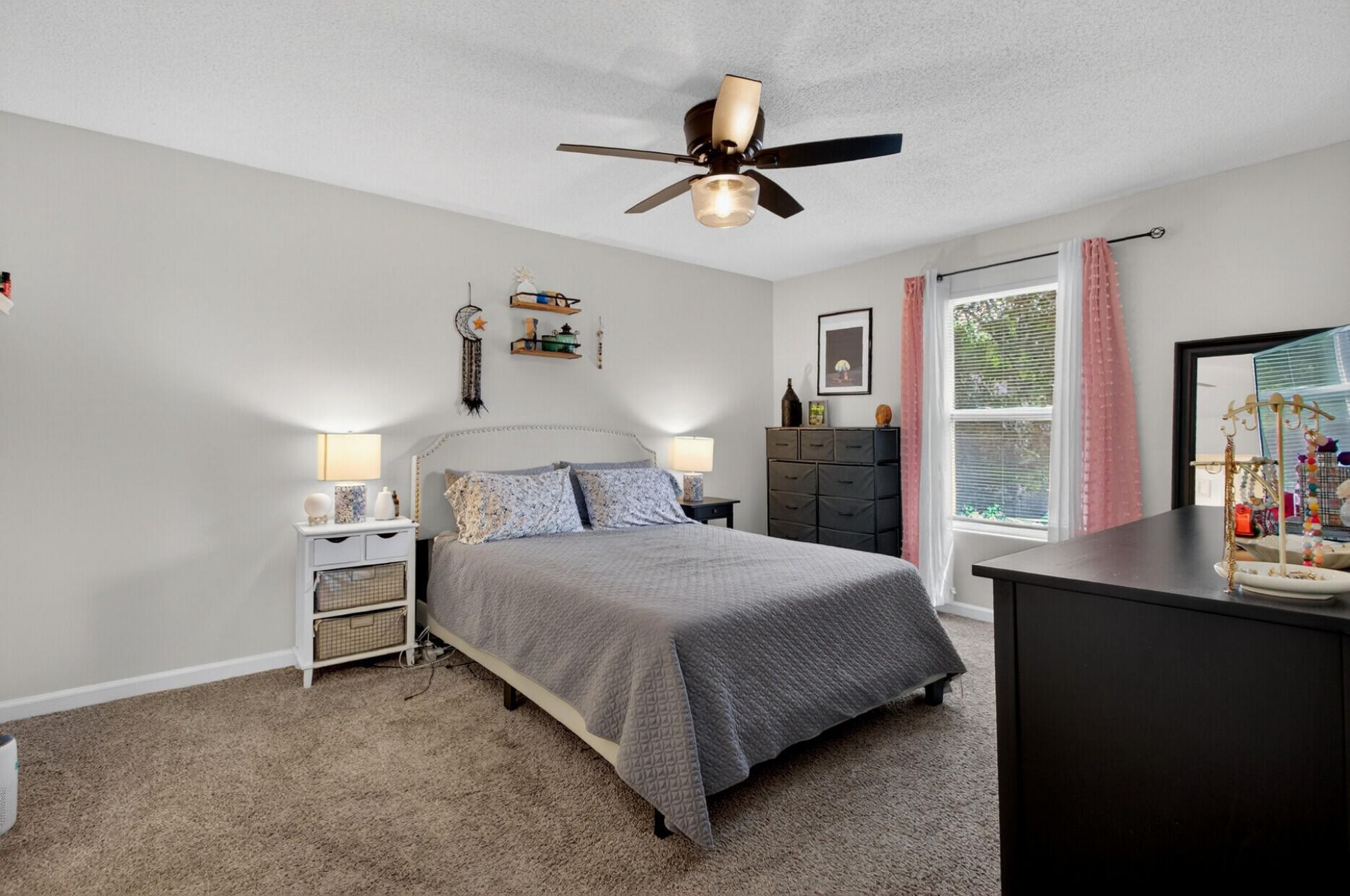 1402 Camp Road Photo 9