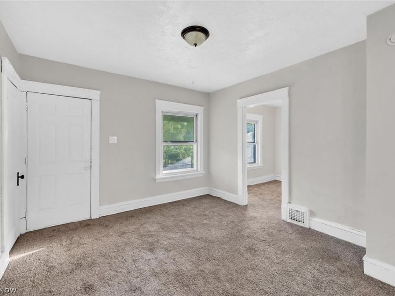 13012 Austin Avenue, Cleveland, OH 44108 Photo 22