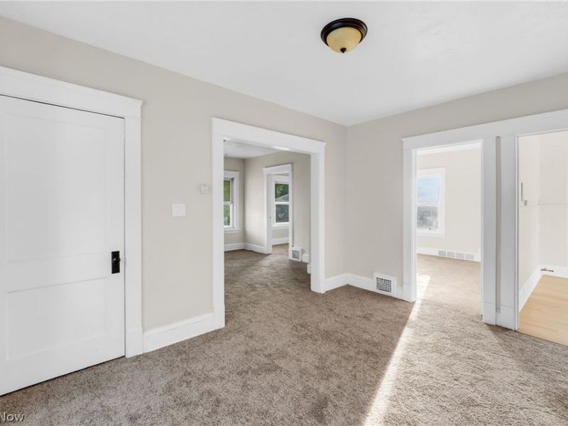 13012 Austin Avenue, Cleveland, OH 44108 Photo 27