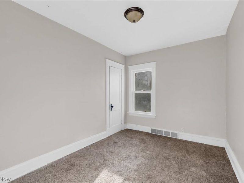 13012 Austin Avenue, Cleveland, OH 44108 Photo 29