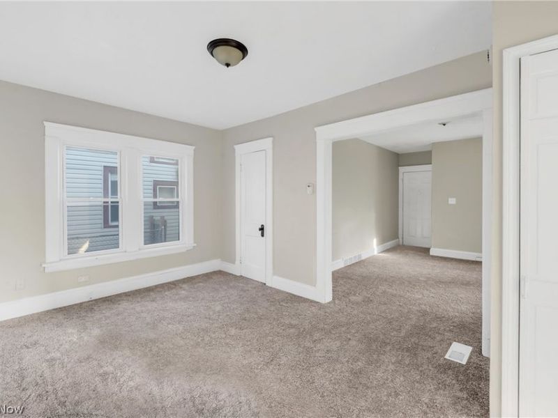 13012 Austin Avenue, Cleveland, OH 44108 Photo 8