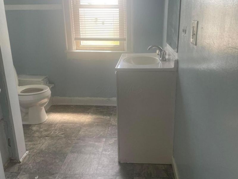 1145 E 21st Avenue , Columbus, OH 43211 Photo 7
