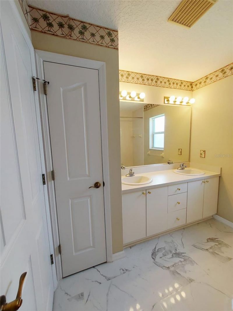 1102 NE 21st Terrace , Ocala, FL 34470 Photo