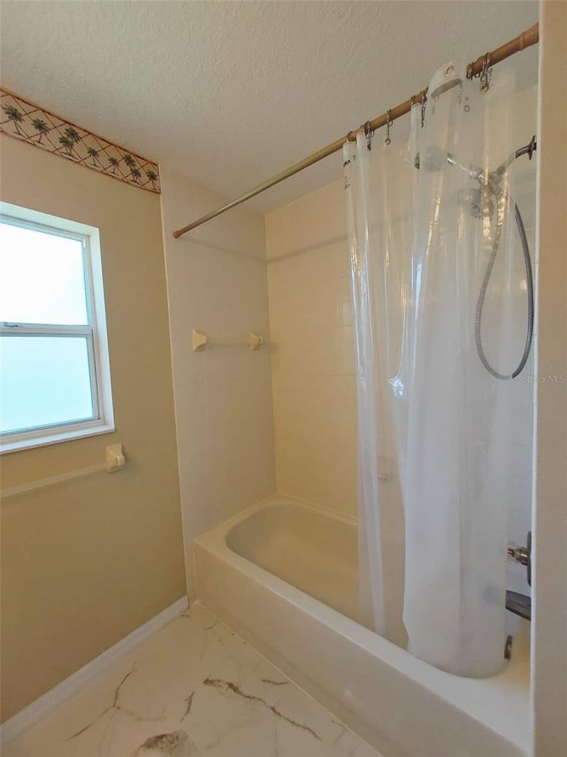 1102 NE 21st Terrace , Ocala, FL 34470 Photo