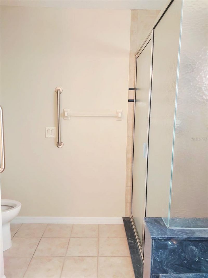 1102 NE 21st Terrace , Ocala, FL 34470 Photo