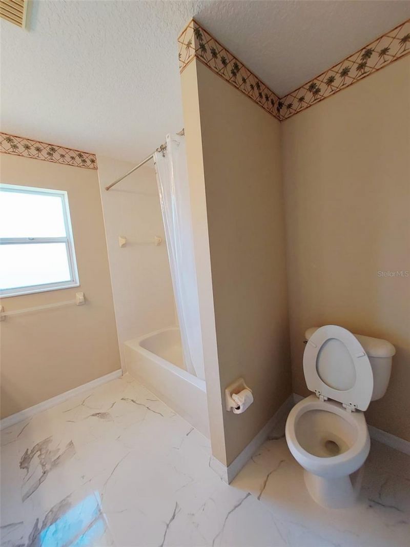 1102 NE 21st Terrace , Ocala, FL 34470 Photo