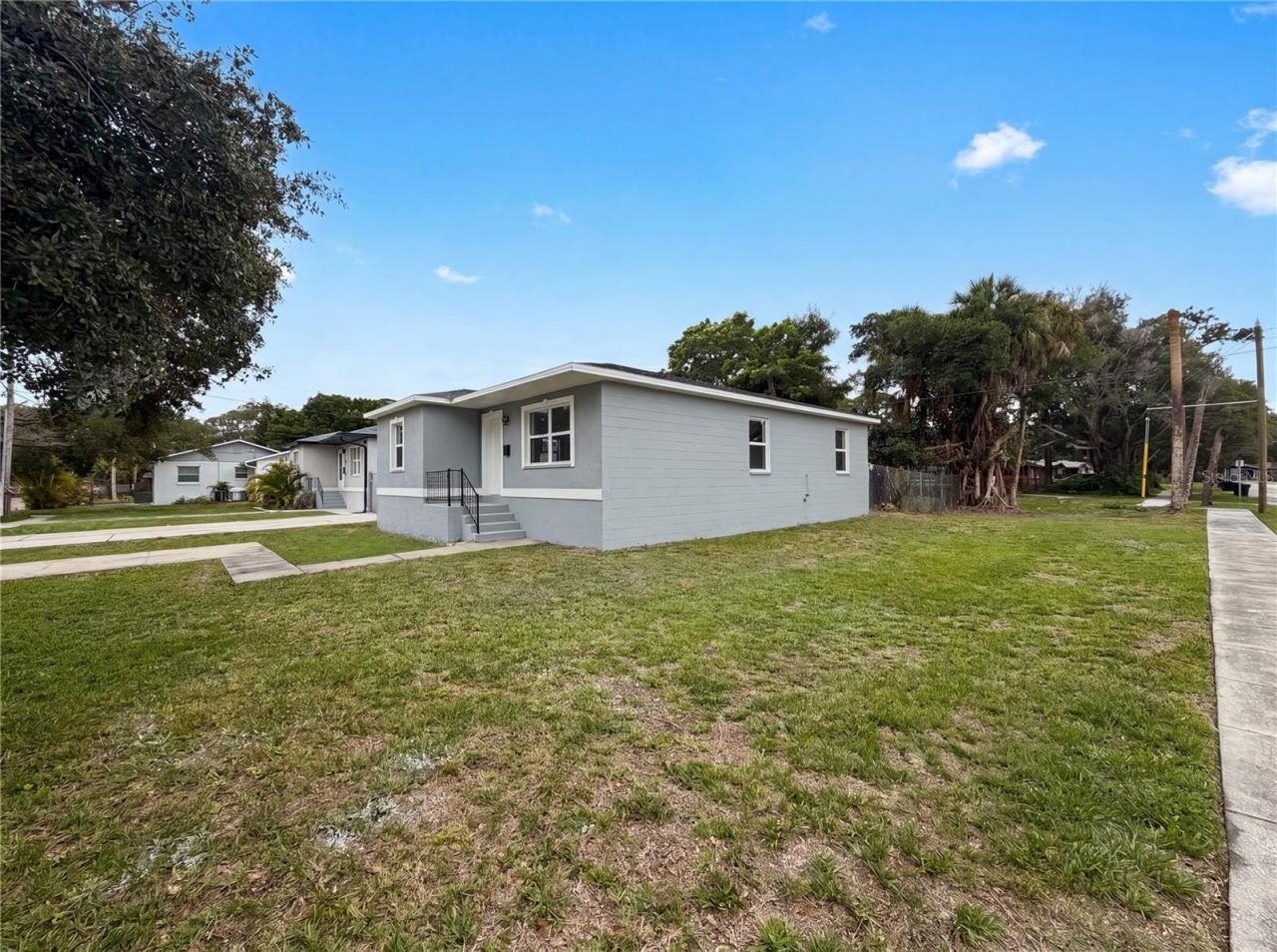 845 40th Avenue S, Saint Petersburg, FL 33705 Photo