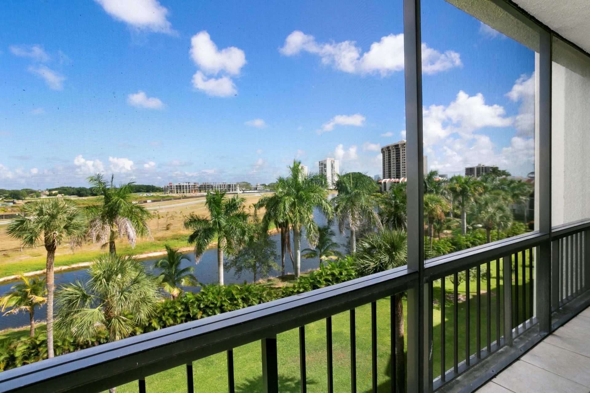3000 Presidential Way, Unit 401, West Palm Beach, FL 33401 Photo