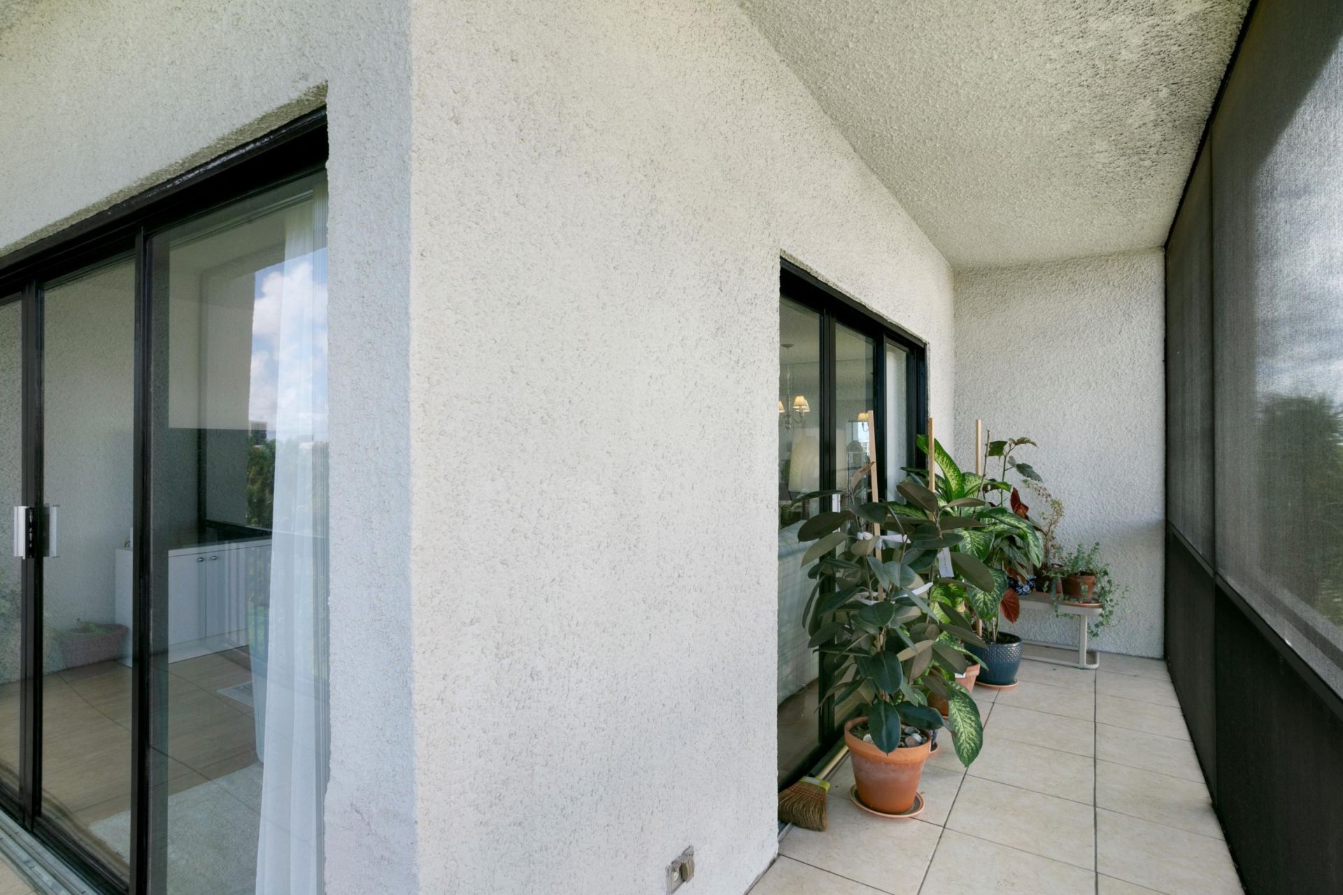 3000 Presidential Way, Unit 401, West Palm Beach, FL 33401 Photo