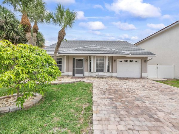 18242 Blue Lake Way, Boca Raton, FL 33498
