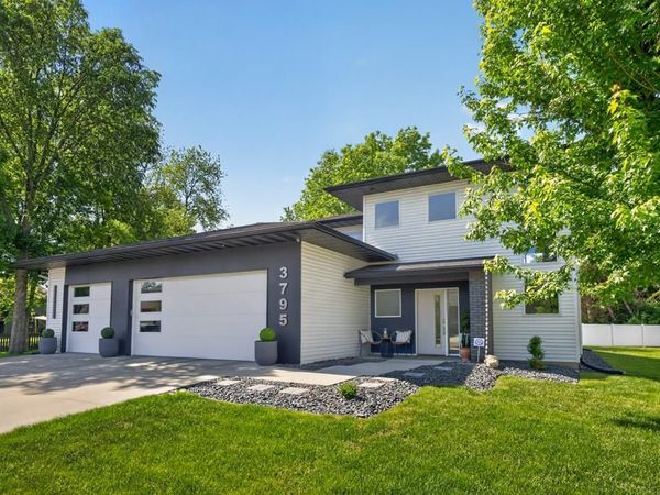 3795 Stone Point Drive NE, Rochester, MN 55906