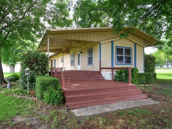 333 Private Road 1520 , Bridgeport, TX 76426