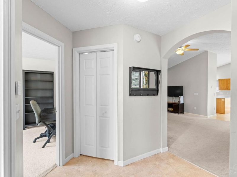 5601 Sterling Court, South Lebanon, OH 45065 Photo 6